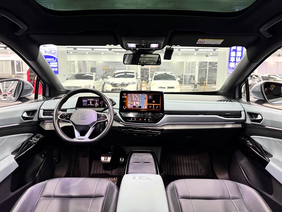 Volkswagen ID.4 X 2023 car image #12