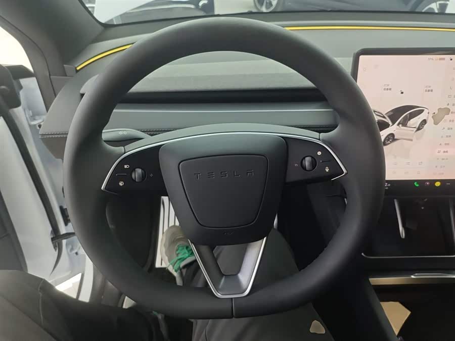 特斯拉 Model Y L 2025 汽车图片 #12