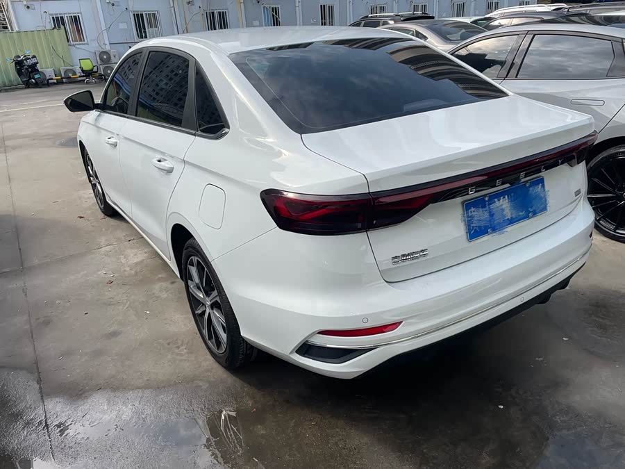 GEELY Emgrand 2023 car image #12