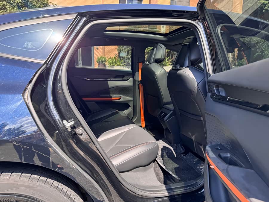 Changan UNI-V 2022 car image #12