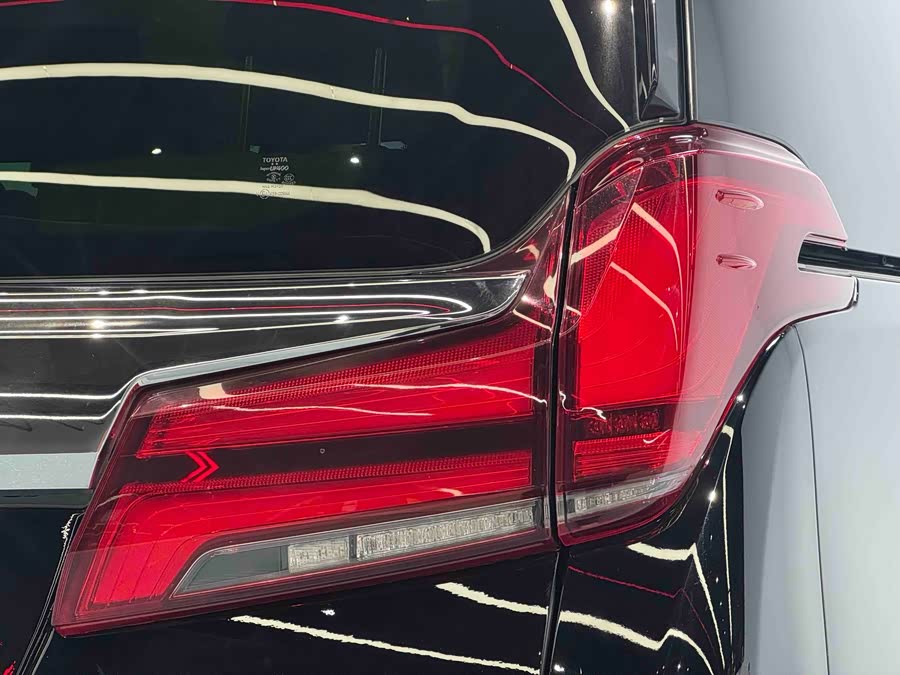 Toyota Alphard 2021 immagine di auto #12