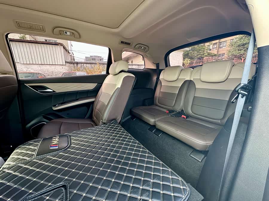 BYD Song MAX New Energy 2023 car image #12