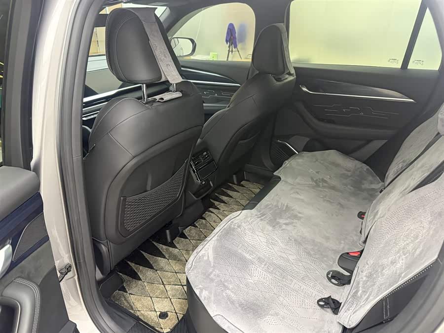 GEELY Monjaro 2024 car image #12