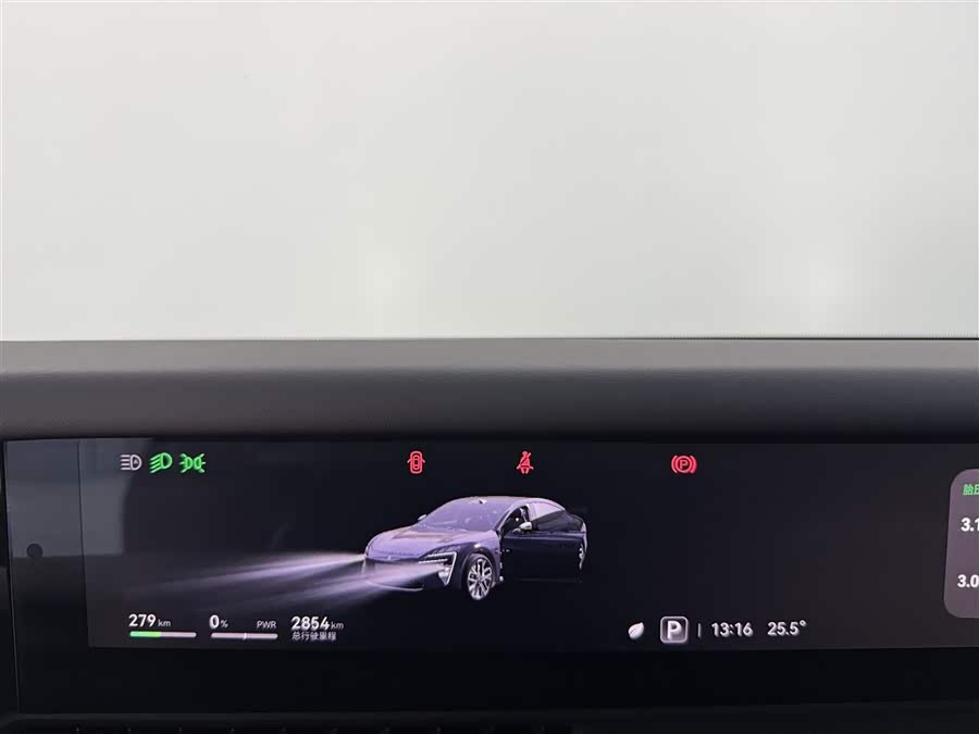 阿维塔 阿维塔06 2025 汽车图片 #12