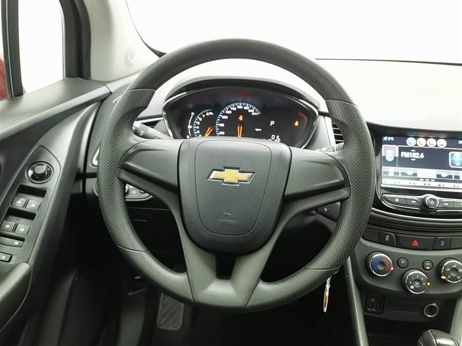 Chevrolet Tracker 2019 car image #12