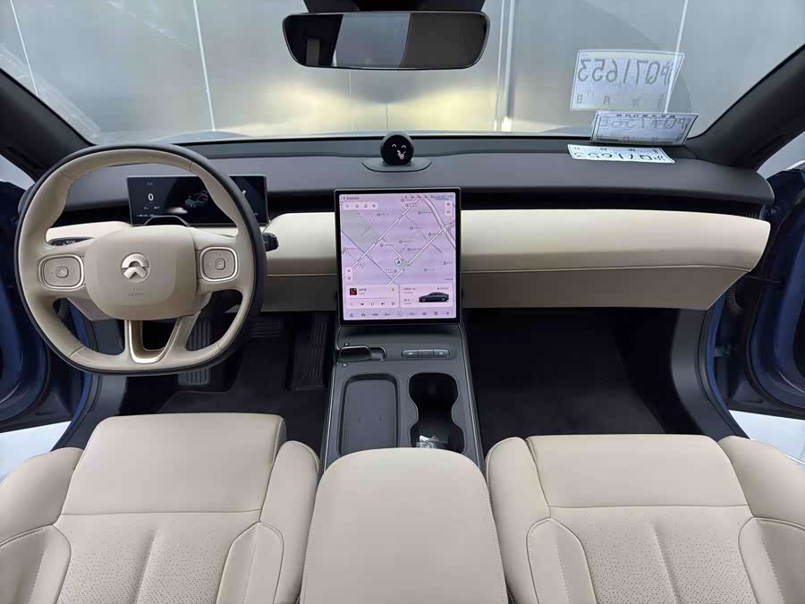NIO ET5 2022 car image #12