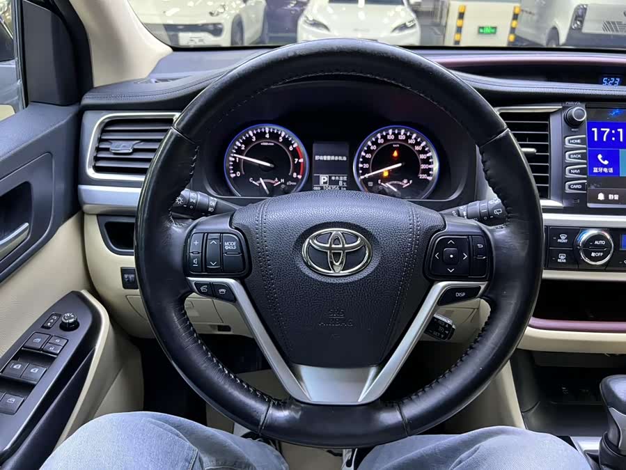 Toyota Highlander 2017 #12 Toyota Highlander 2017 car image #12