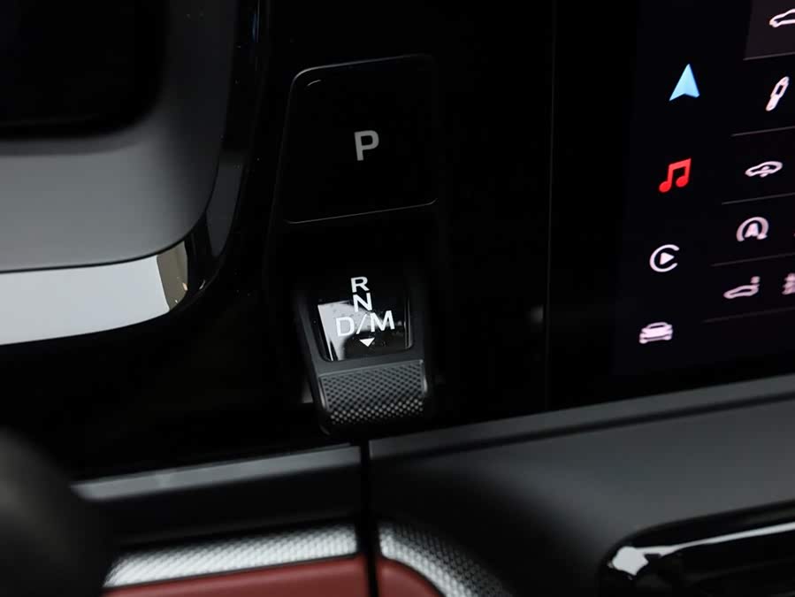 保时捷 Panamera 2024 汽车图片 #12