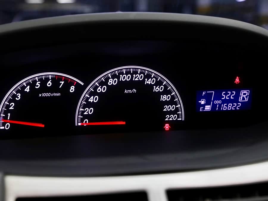 Toyota Yaris 2013 #12 Toyota Yaris 2013 car image #12