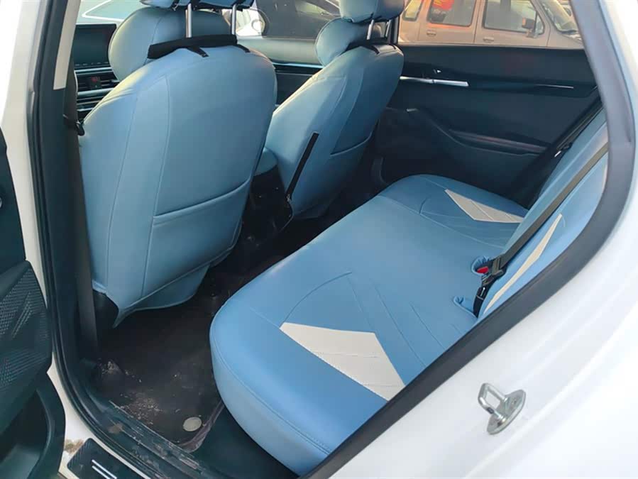 Kia Stonic 2021 car image #12