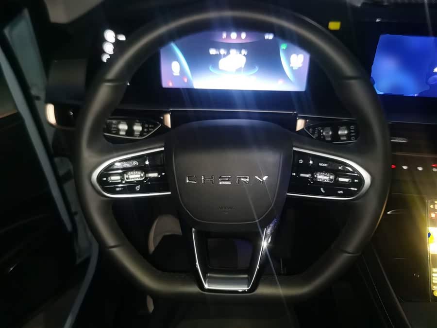 Chery Omoda 2022 car image #12