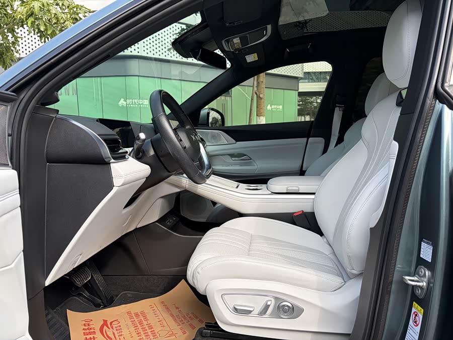 Xpeng G9 2024 صورة سيارة #12