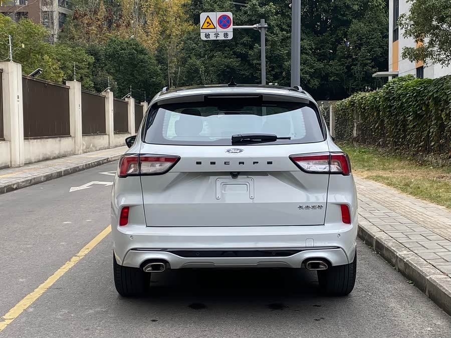 Ford Escape 2023 immagine di auto #12