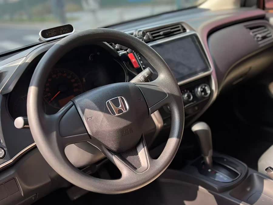 Honda City 2017 صورة سيارة #12