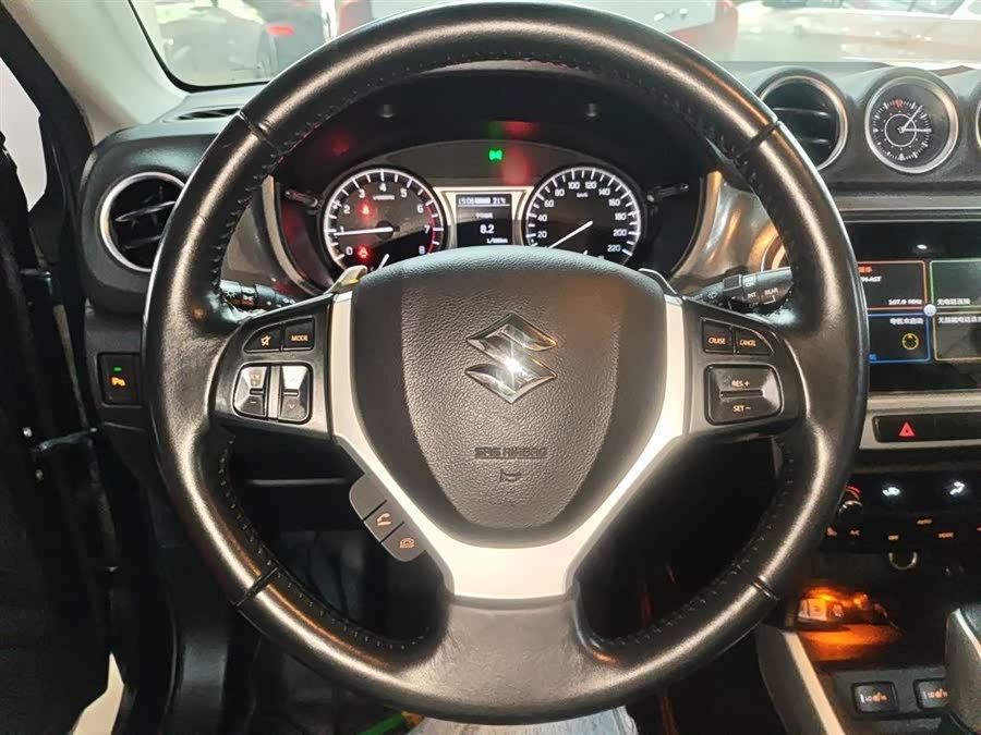 Suzuki Vitara 2018 #12 Suzuki Vitara 2018 car image #12