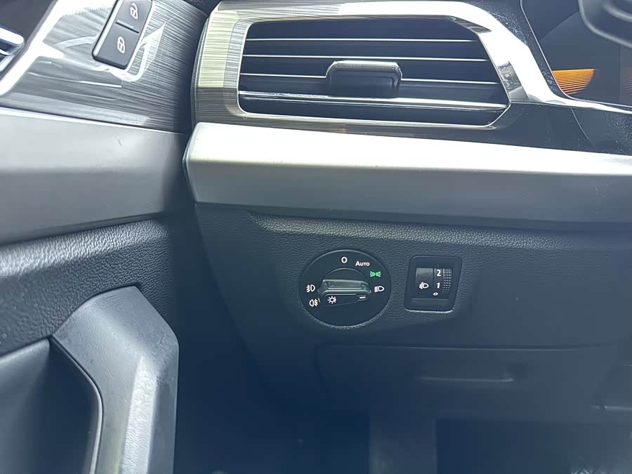Volkswagen Lavida 2022 car image #12