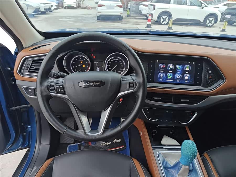 众泰 众泰T300 2018 汽车图片 #12