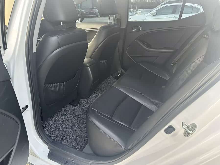Kia 2014 car image #12