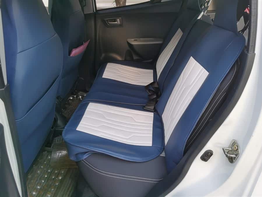 Suzuki 2014 car image #12