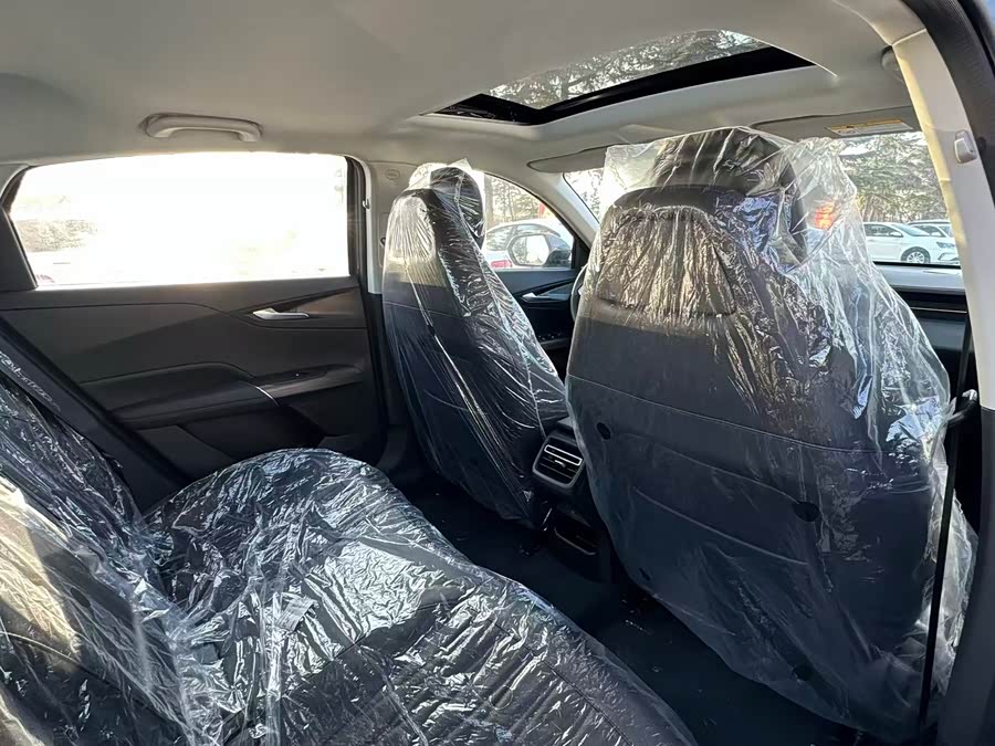 Changan EadoPHEV 2025 immagine di auto #12