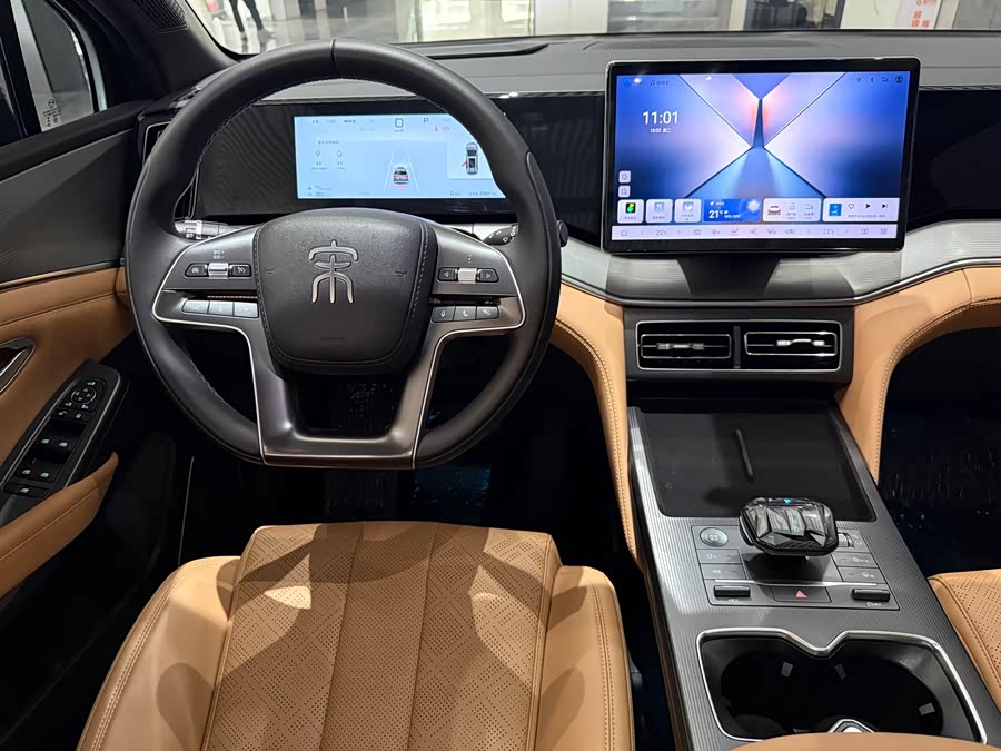 BYD SongL DM-i 2024 car image #12