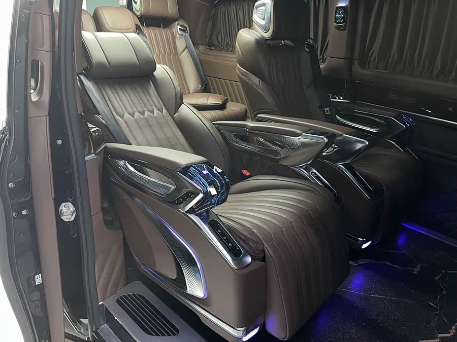 Mercedes-Benz V Class 2025 car image #12