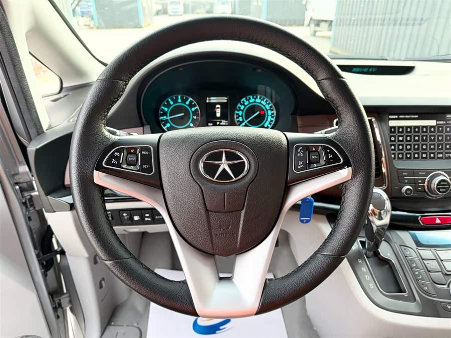 JAC 2018 #12 JAC 2018 car image #12