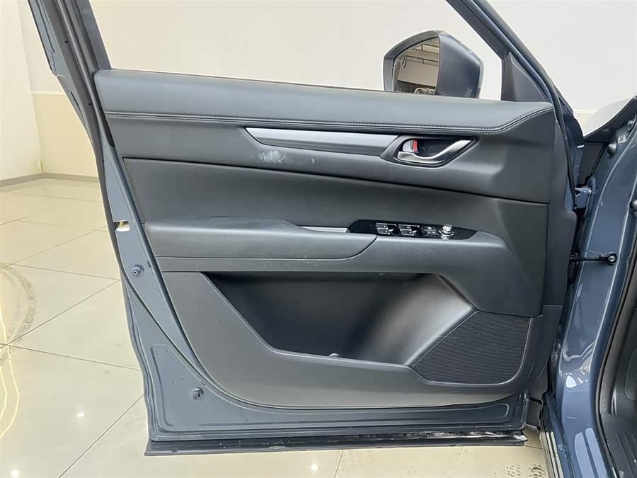 Mazda CX-5 2021 car image #12