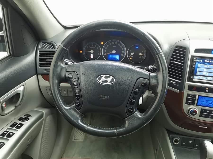 Hyundai Santa Fe Classic 2008 car image #12