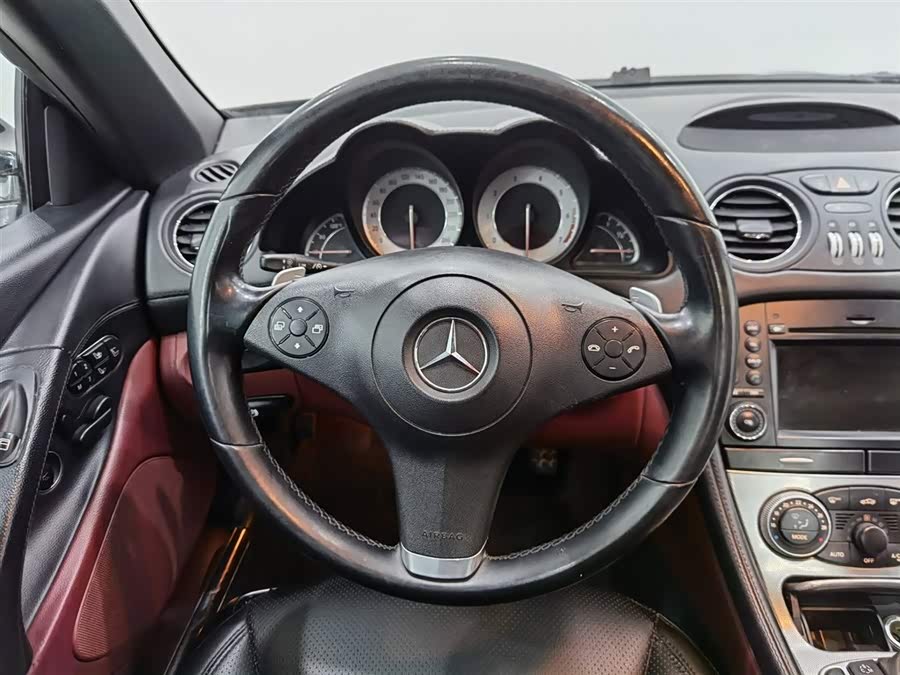 Mercedes-Benz SL Class 2012 car image #12