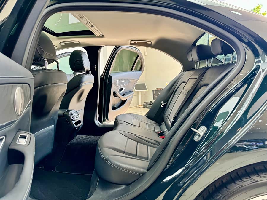 Mercedes-Benz C Class 2019 #12 Mercedes-Benz C Class 2019 car image #12