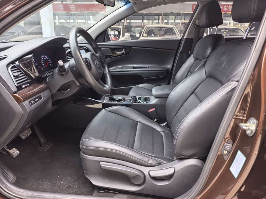 起亚 起亚K4 2014 汽车图片 #12