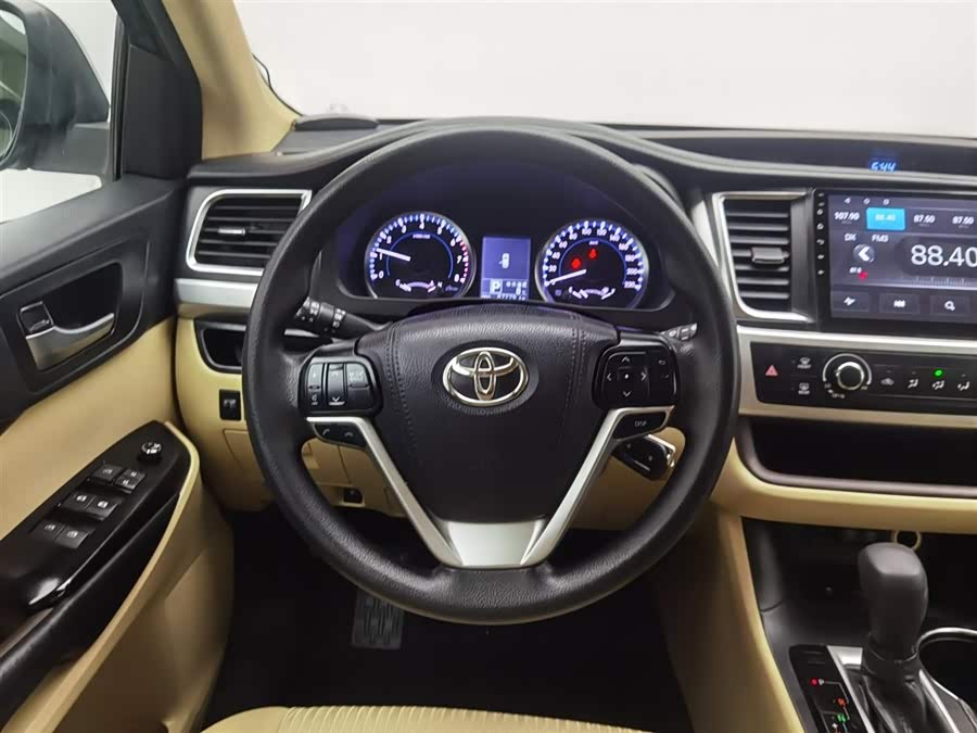 Toyota Highlander 2019 immagine di auto #12