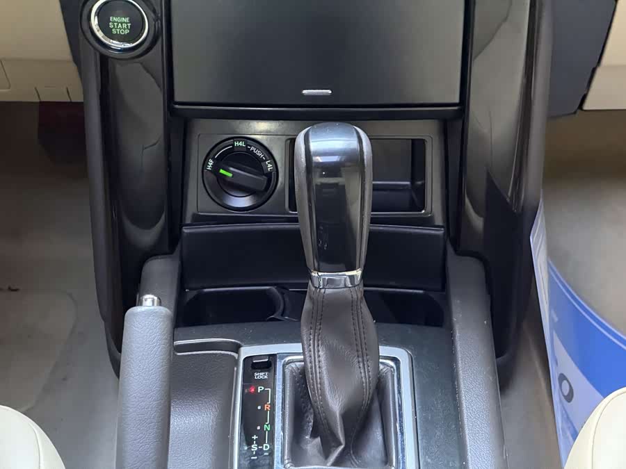 Toyota Land Cruiser Prado 2015 #12 Toyota Land Cruiser Prado 2015 car image #12