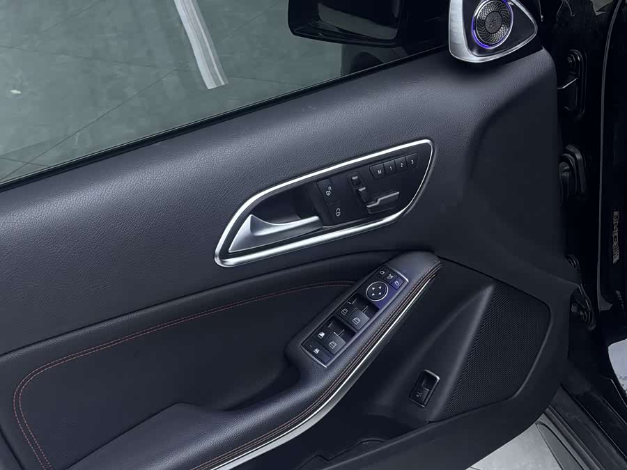 Mercedes-Benz GLA AMG 2015 صورة سيارة #12