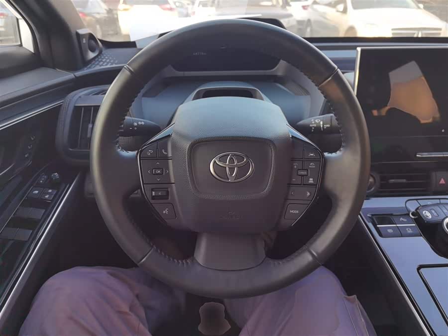 丰田 一汽丰田bZ4X 2022 汽车图片 #12