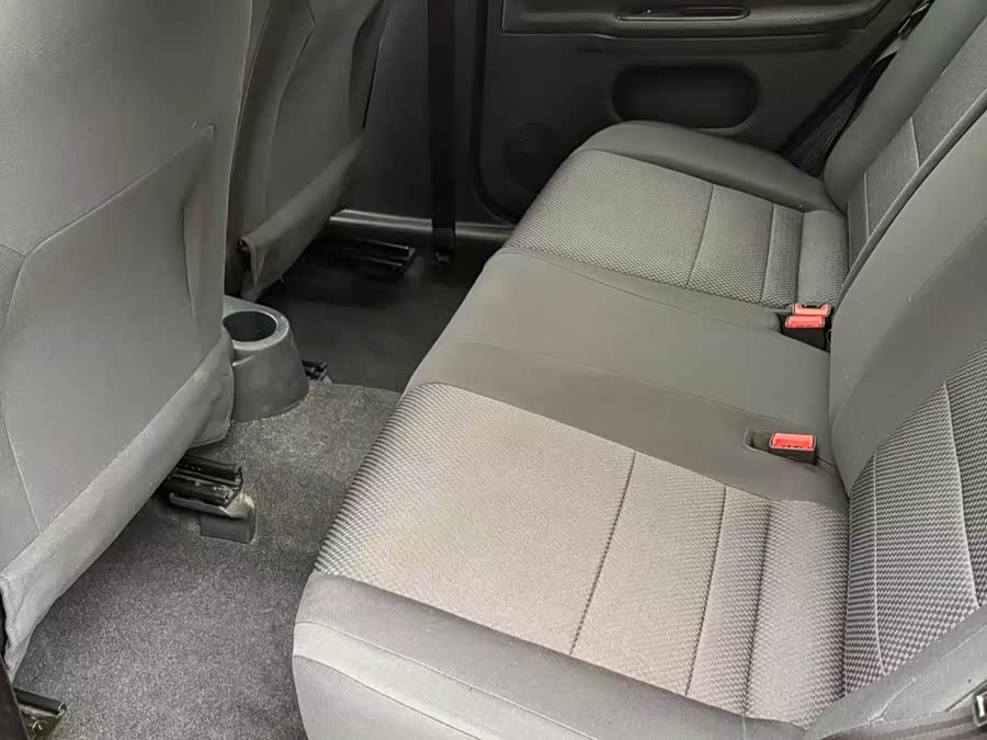 MG 3 2012 car image #12