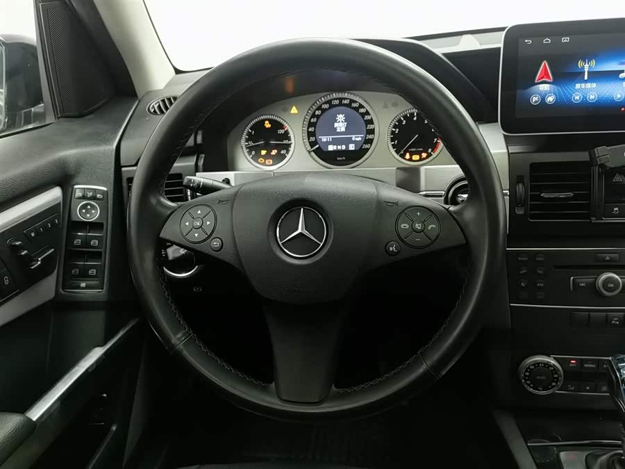 Mercedes-Benz GLK Class (Imported) 2012 car image #12