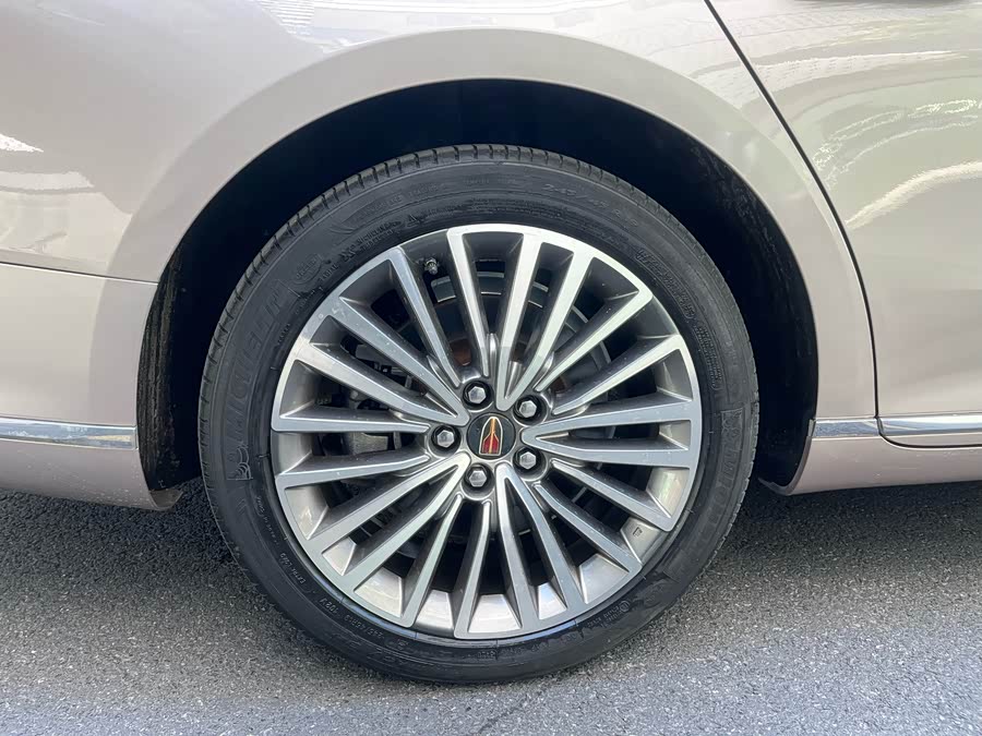 HongQi H9 2020 car image #12