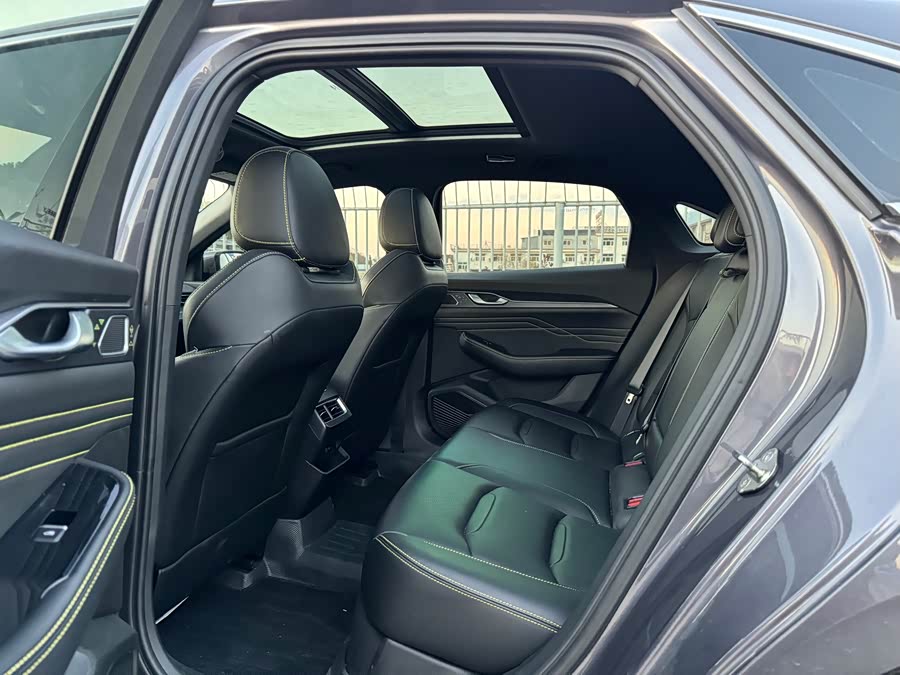 GEELY Preface 2024 car image #12