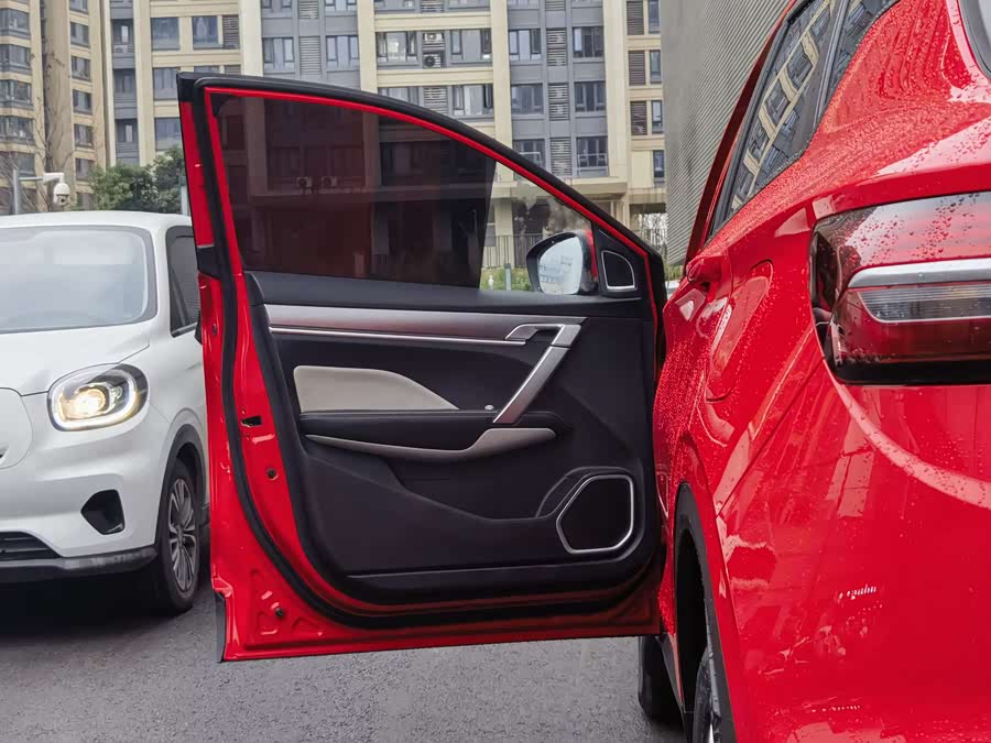GEELY Coolray 2020 car image #12