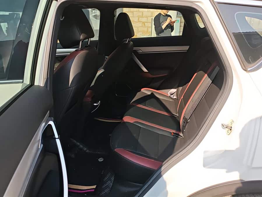 GEELY Coolray 2021 car image #12