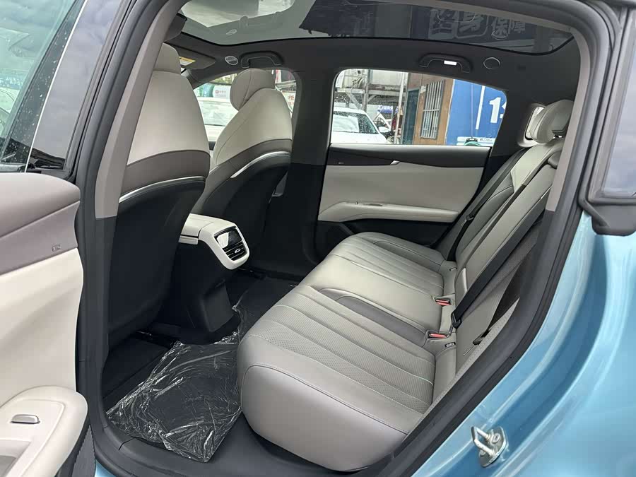 Deepal L07 2024 #12 Deepal L07 2024 immagine di auto #12