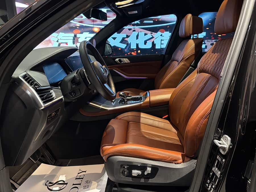 BMW X7 2020 immagine di auto #12