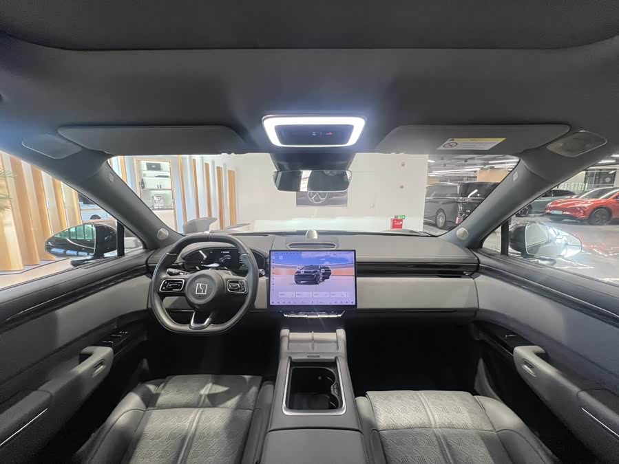 Zeekr 7X 2024 car image #12