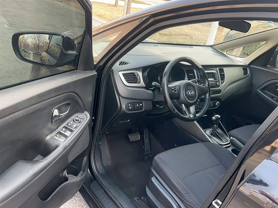 起亚 佳乐 2015 汽车图片 #12