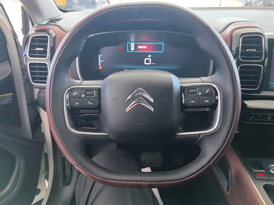 Citroen C5 AIRCROSS 2019 car image #12