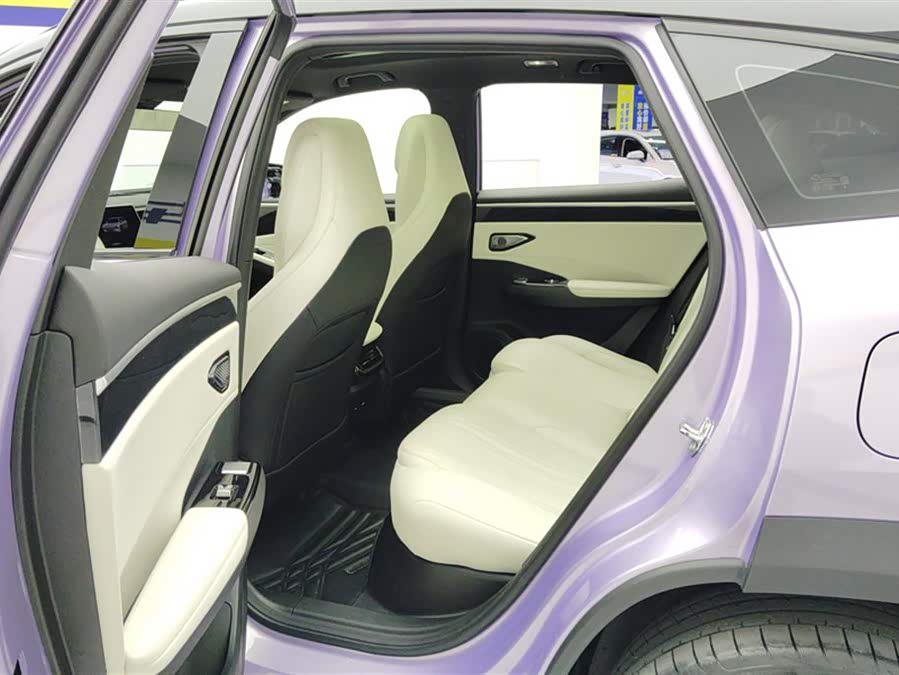 GEELY 2023 car image #12