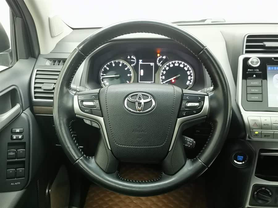 Toyota Land Cruiser Prado 2020 #12 Toyota Land Cruiser Prado 2020 car image #12