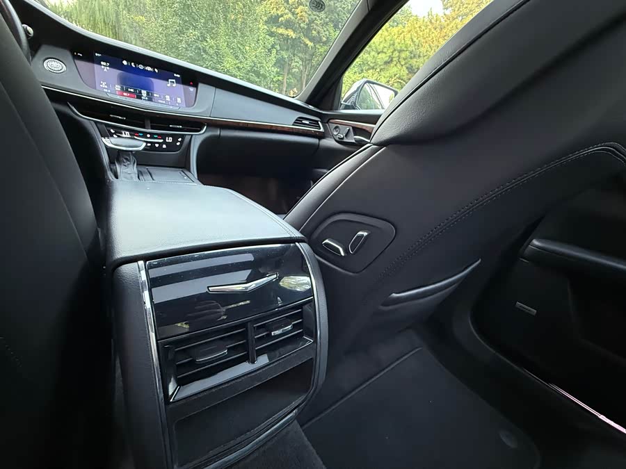 2018 #12 2018 immagine di auto #12